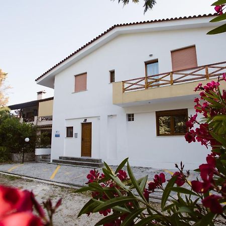 Joseph Village Apartments Фурка Екстериор снимка