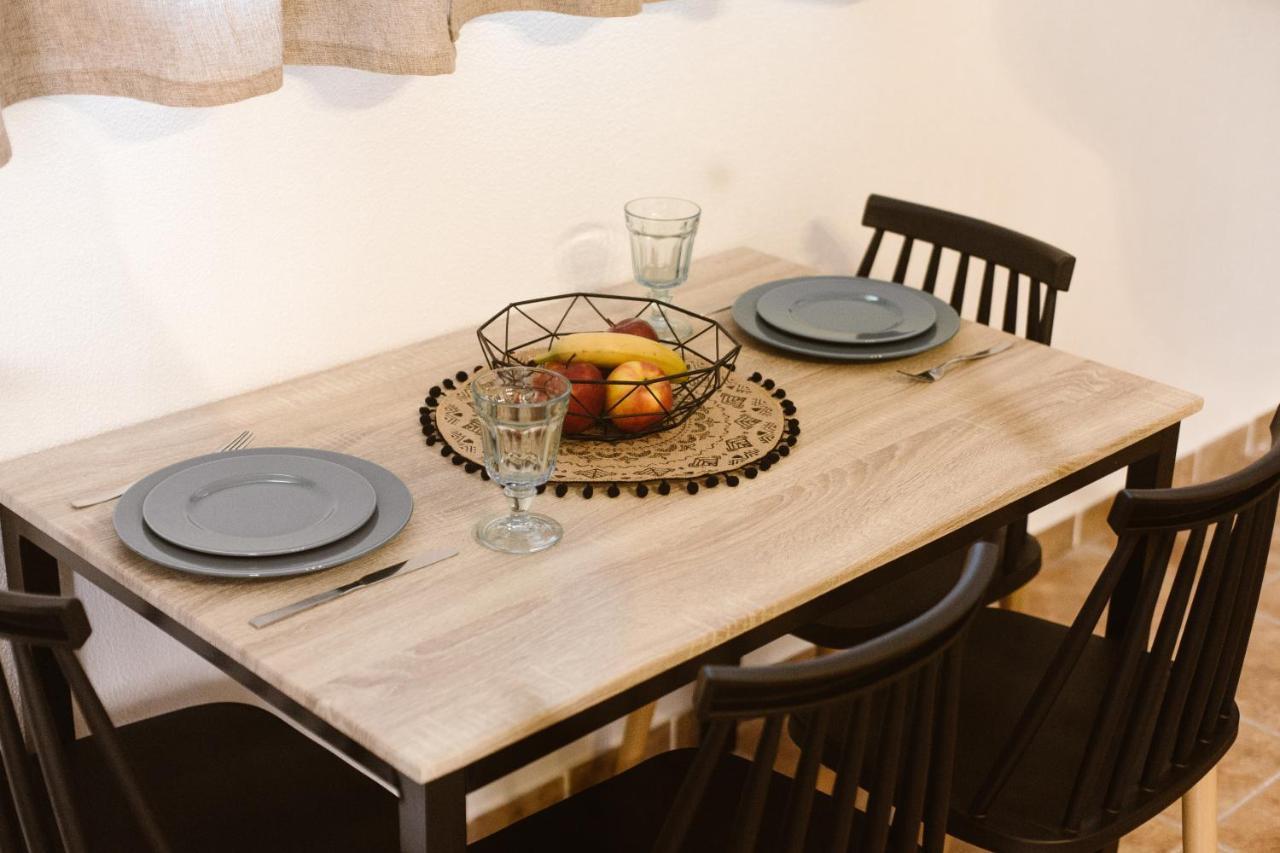 Joseph Village Apartments Фурка Екстериор снимка