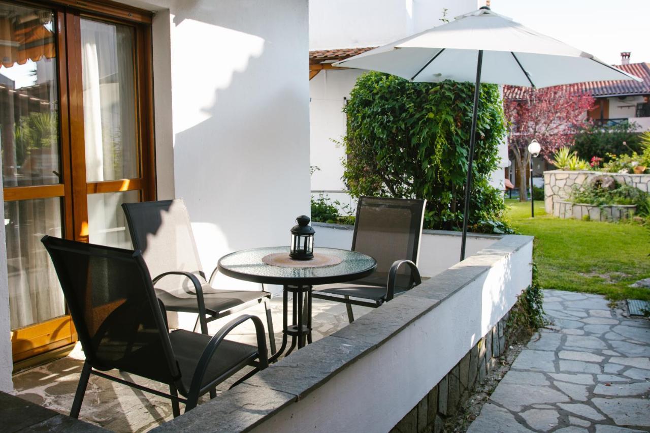 Joseph Village Apartments Фурка Екстериор снимка