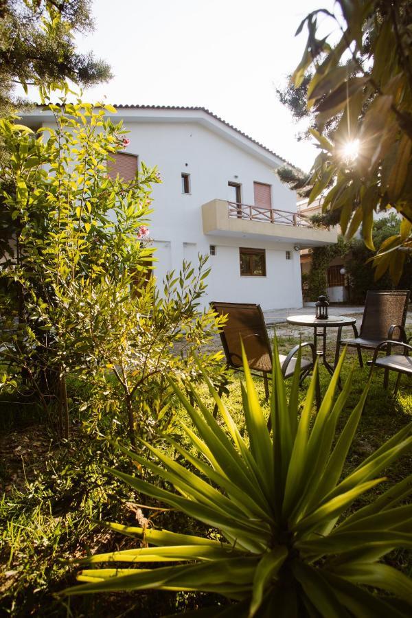 Joseph Village Apartments Фурка Екстериор снимка
