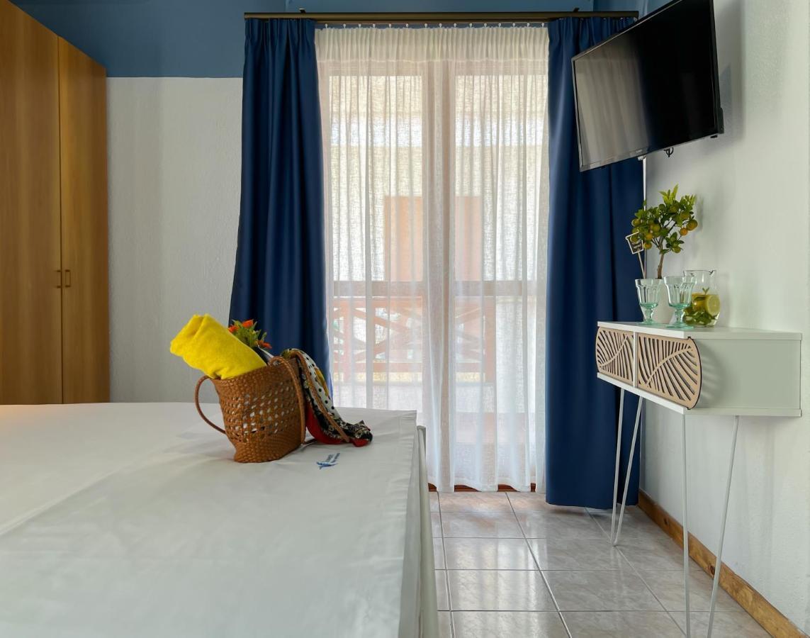 Joseph Village Apartments Фурка Екстериор снимка